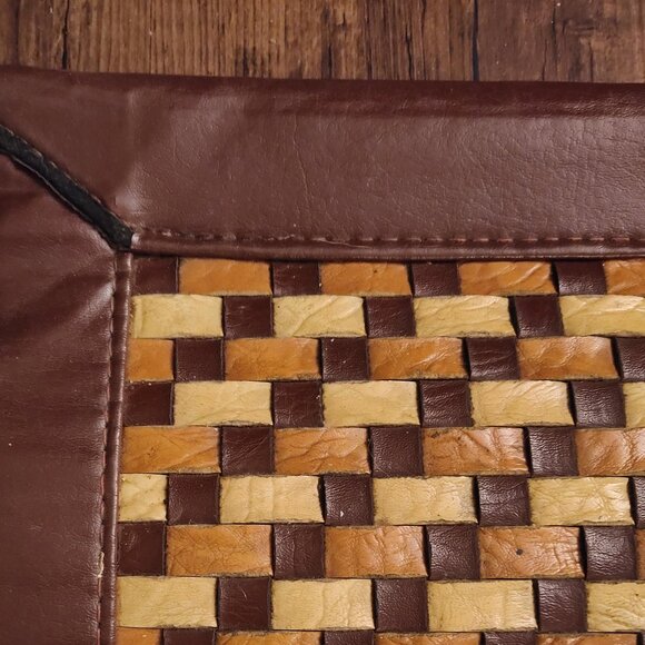 Gorgeous Handmade Woven Saddle Leather Area rug - Tan -  5 x 8 Ft - Picture 3 of 8